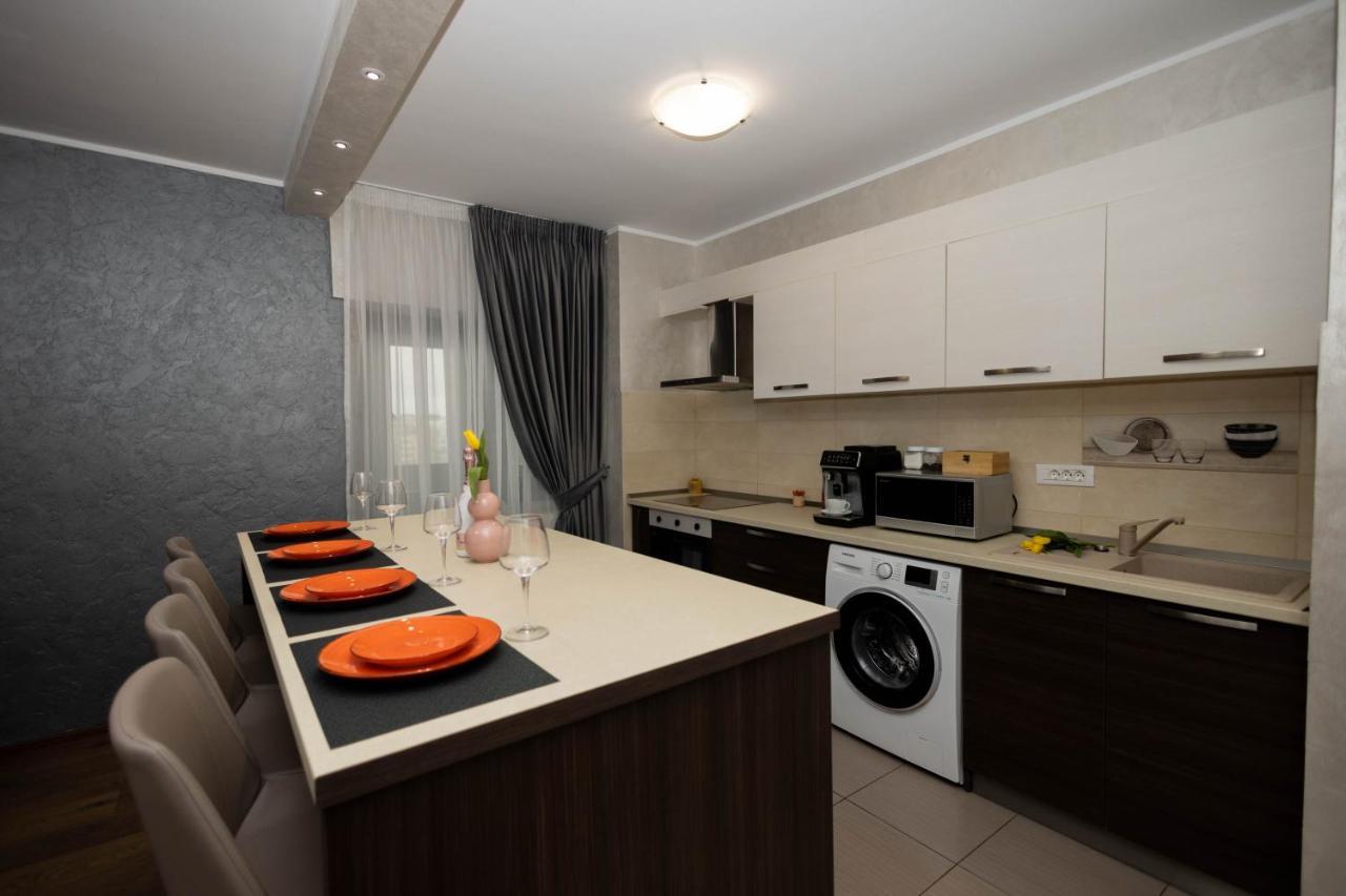 Central Apartament 4 Iasi Exterior foto